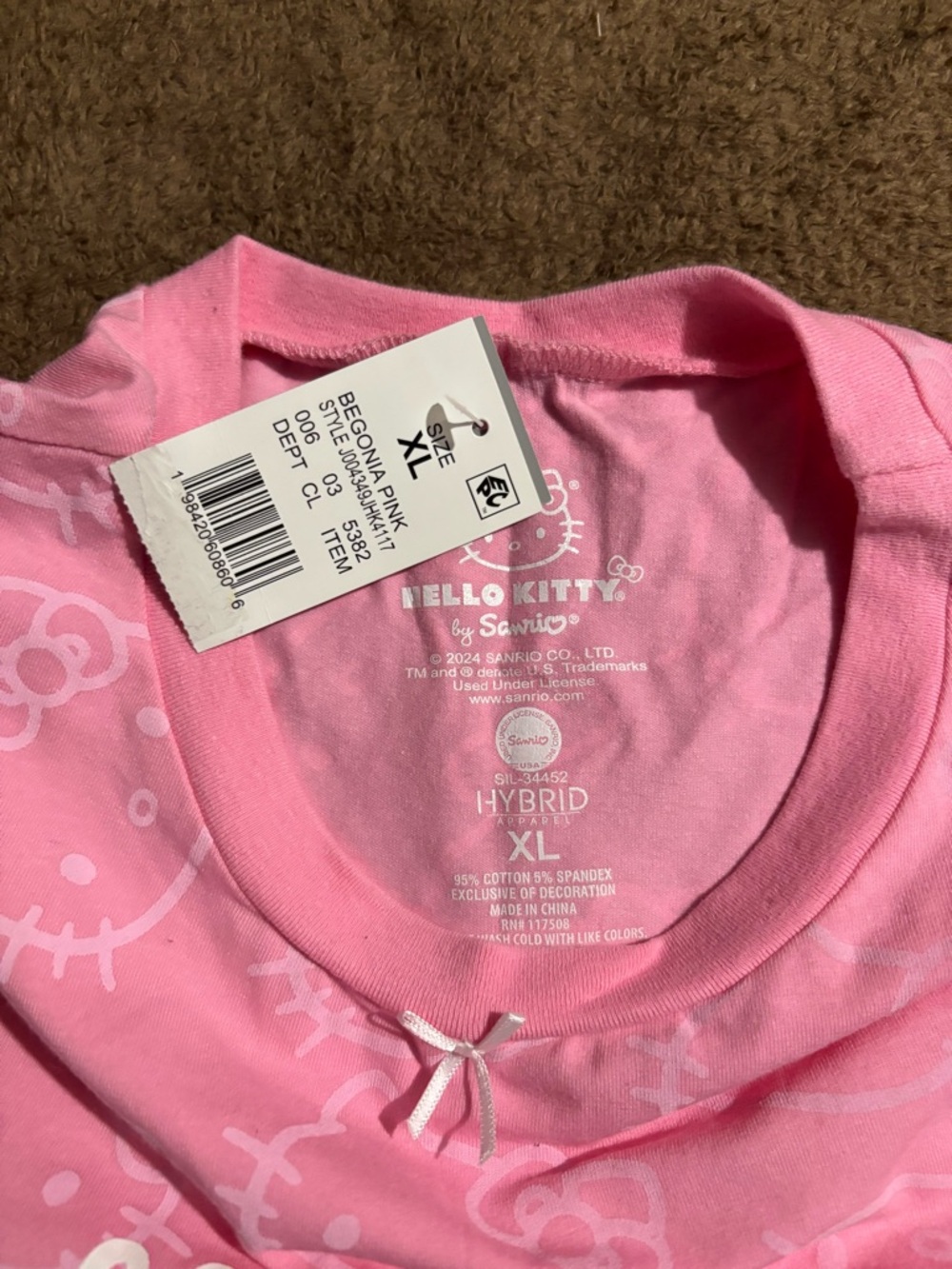 Sanrio Hello Kitty Pink Short Sleeve Tee - Picture 4 of 4
